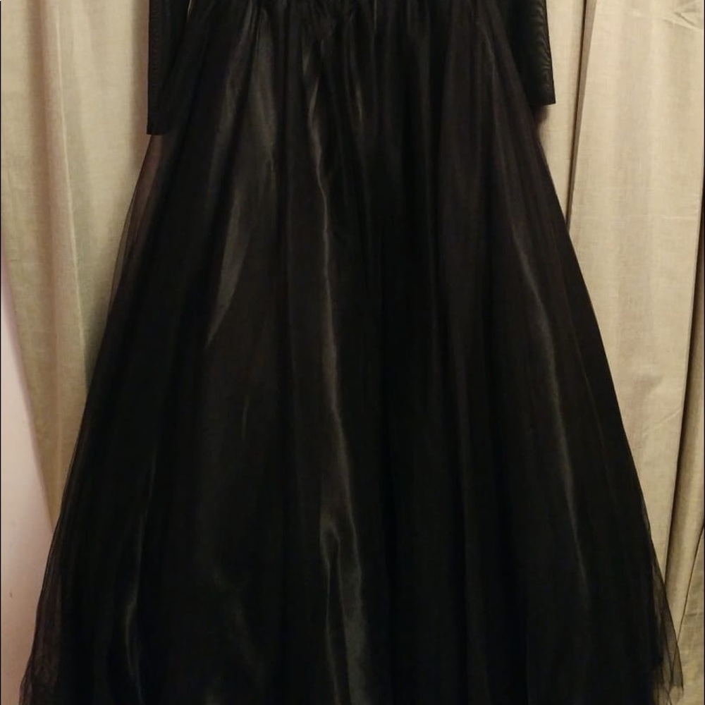 Sahar's Couture - Picture 2 of 8